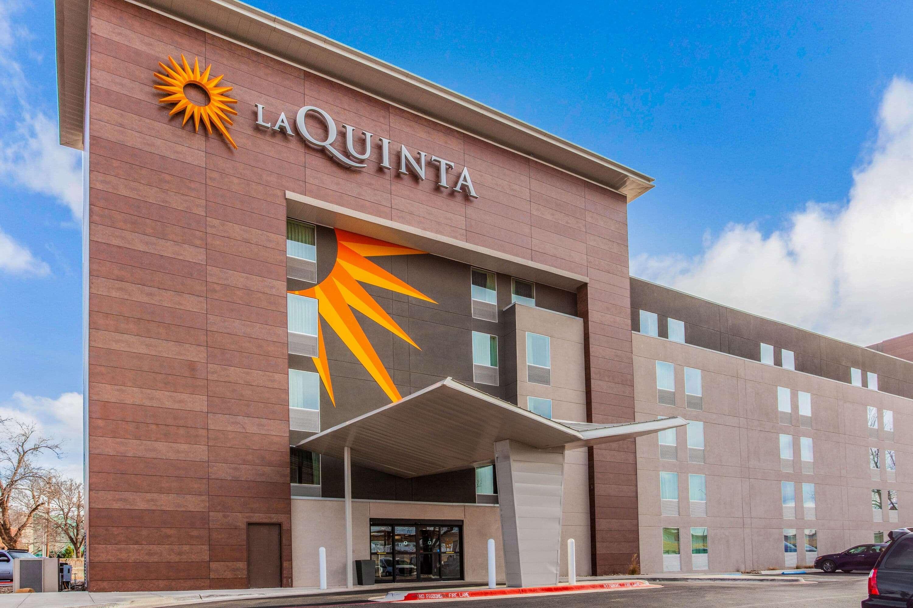 La Quinta By Wyndham Lubbock West Medical Center Hotel Exterior photo