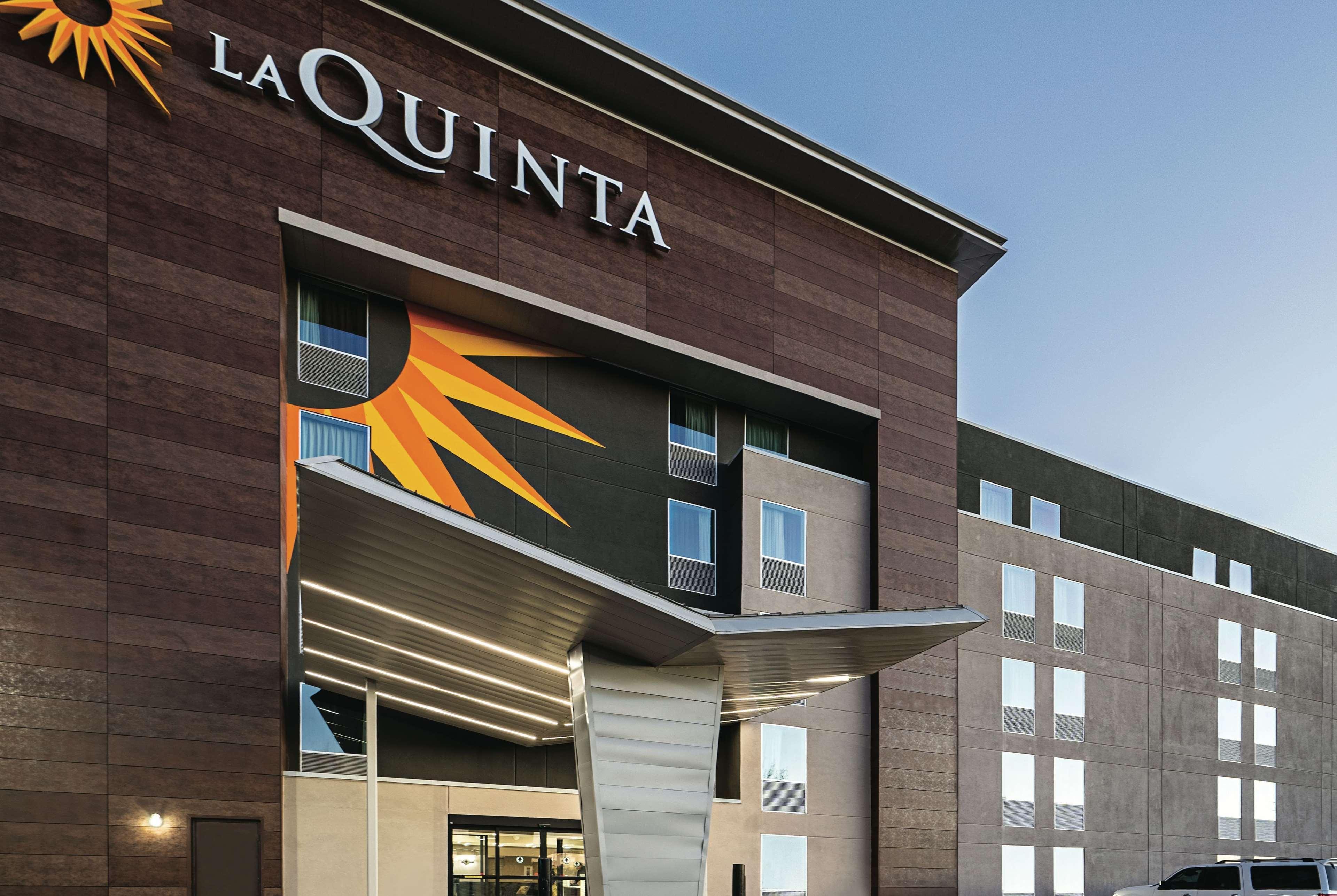 La Quinta By Wyndham Lubbock West Medical Center Hotel Exterior photo